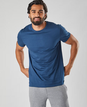 Cargar imagen en el visor de la galería, T-Shirt